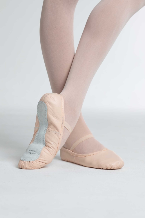 baletki skórzane intermezzo w kolorze ballet pink podeszwa