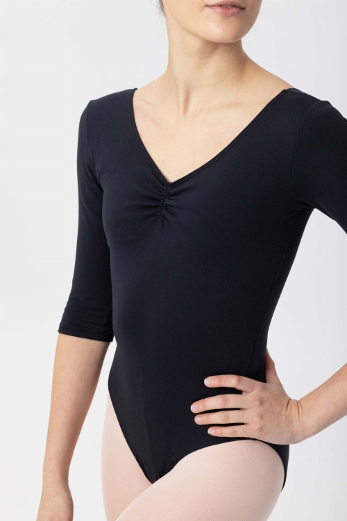 Body 3/4 rękawa intermezzo zbliżenie