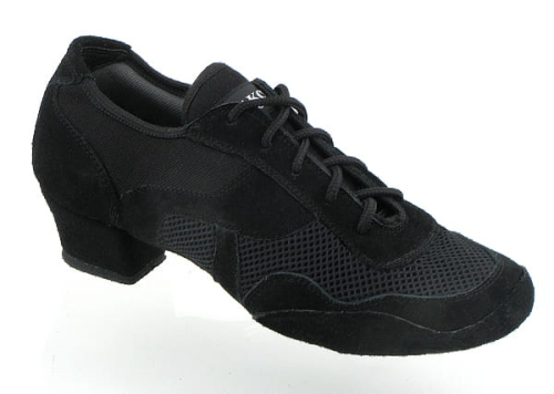 buty treningowe.png